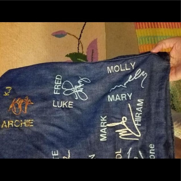 I’m selling riverdale designs 4 jackets and more - Picture 5 of 8